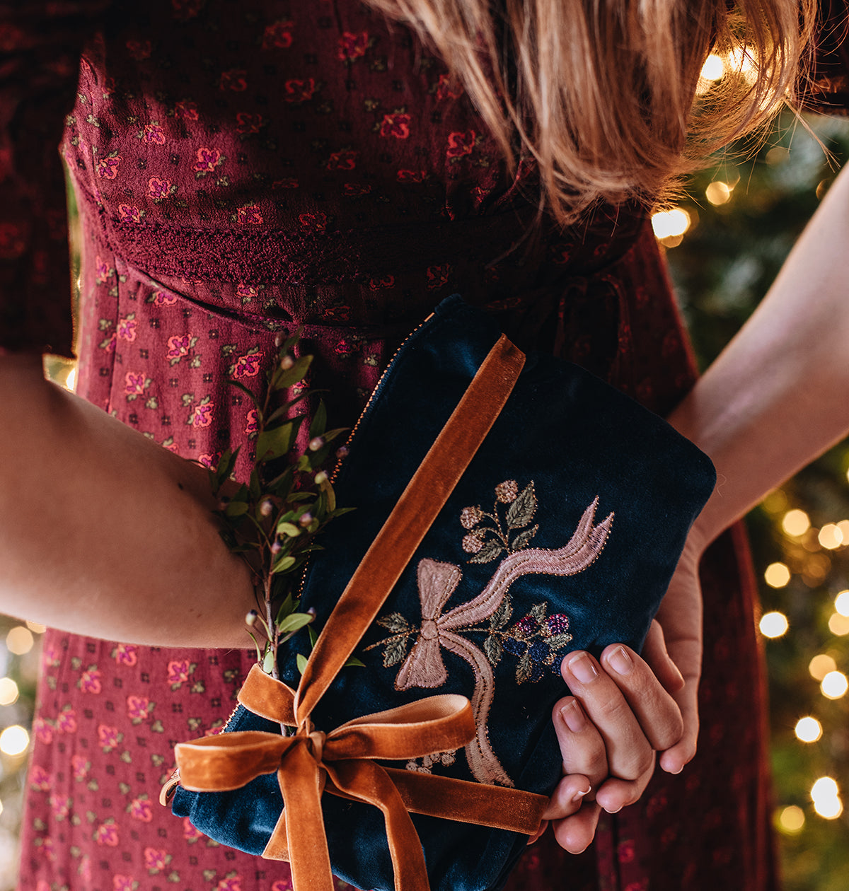 Berries & Bows Mini Pouch