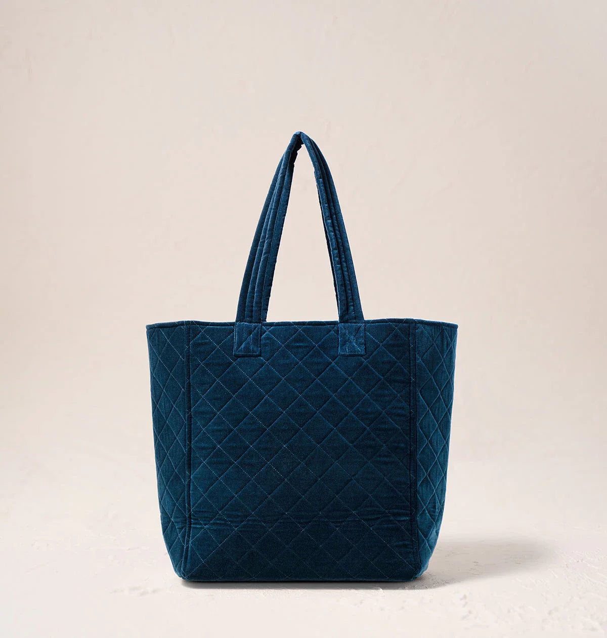 Flying Parrots Tote