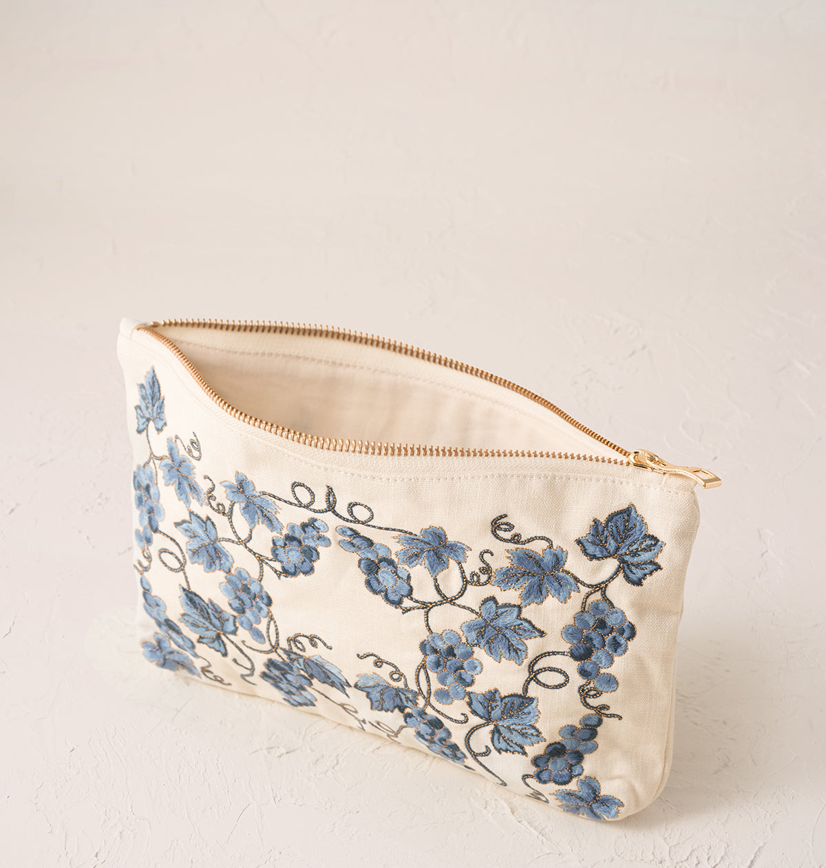 Grapevine Everyday Pouch