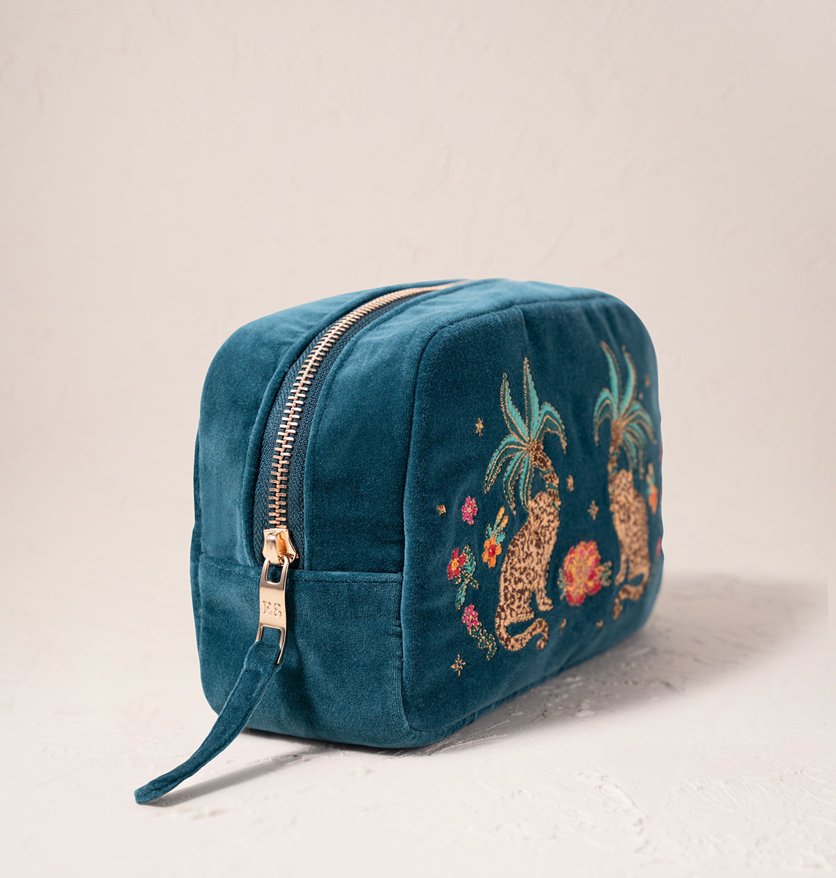 Tropical Paradise Jaguar Velvet Makeup Bag - Rich Blue