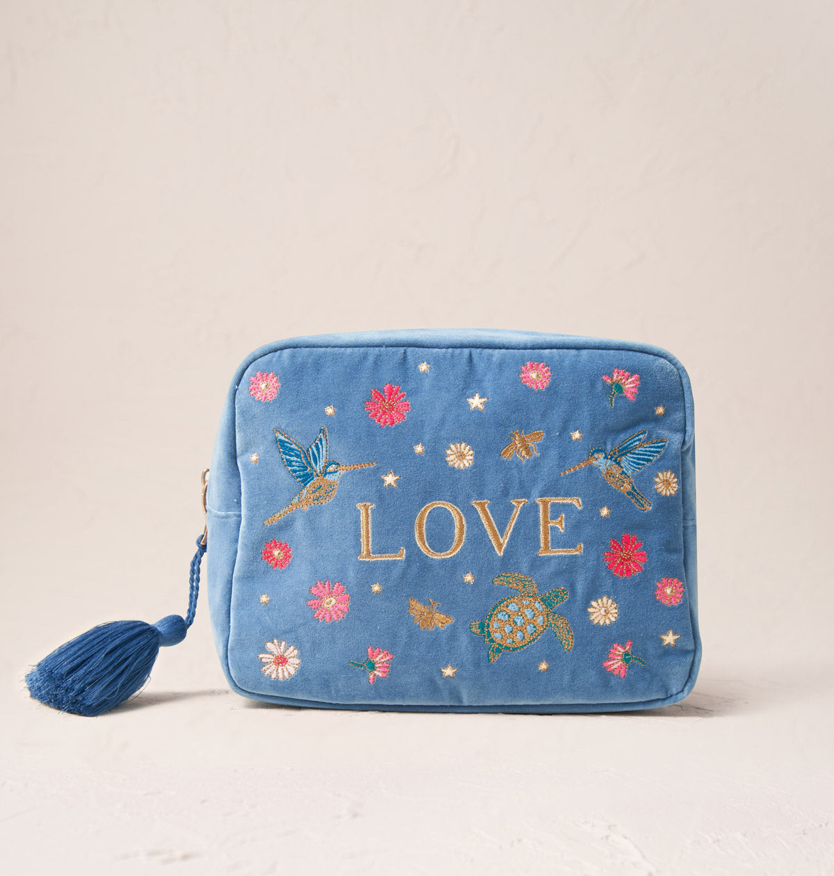 Give Love Wash Bag – Elizabeth Scarlett