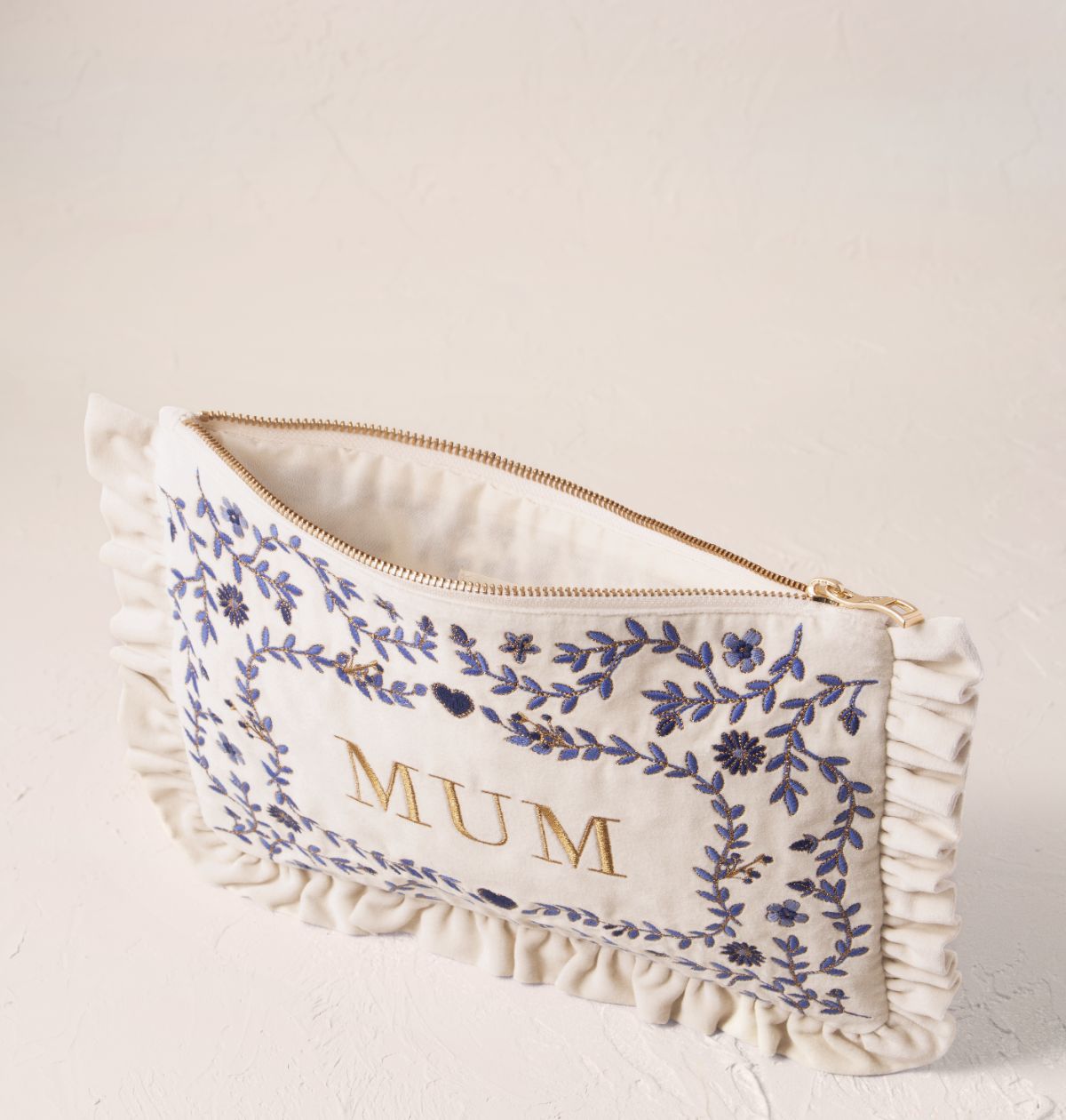 Mediterranean Garden Mum Frill Pouch