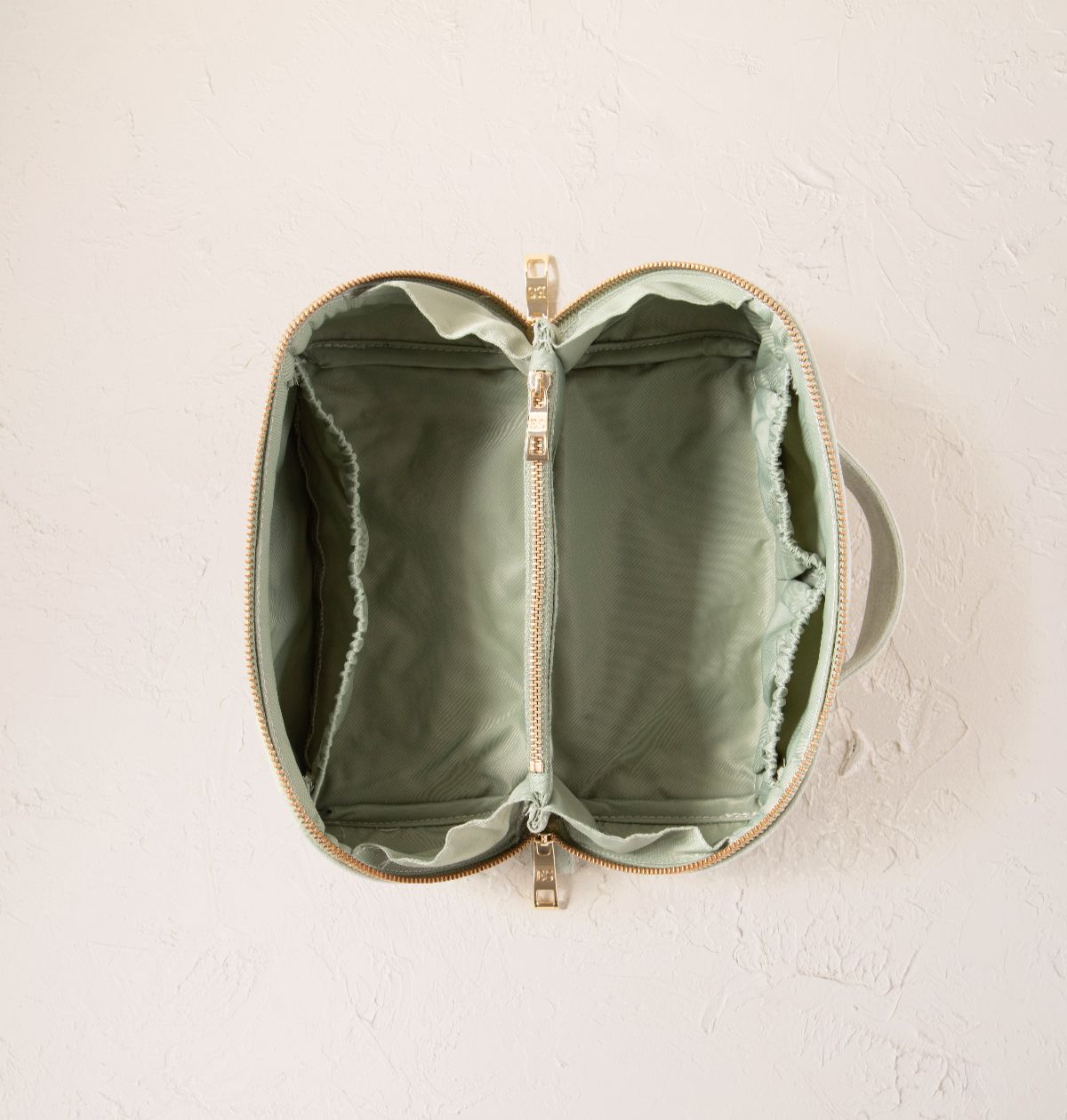 Mediterranean Garden Open Flat Makeup Bag
