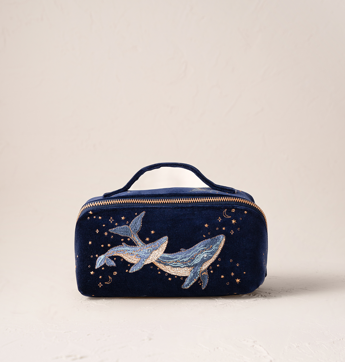 【送料関税込】Elizabeth Scarlett/ Whale Open Flat Makeup Bag Mystical Whale Open Flat Makeup Bag – Elizabeth Scarlett