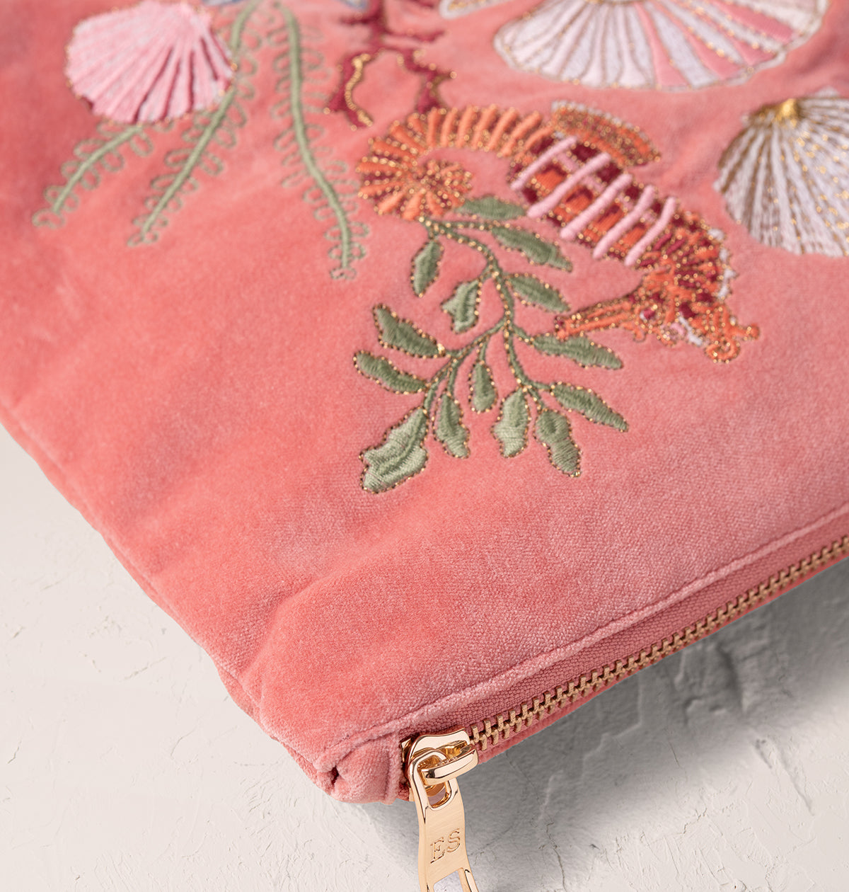 Ocean Wonders Everyday Pouch