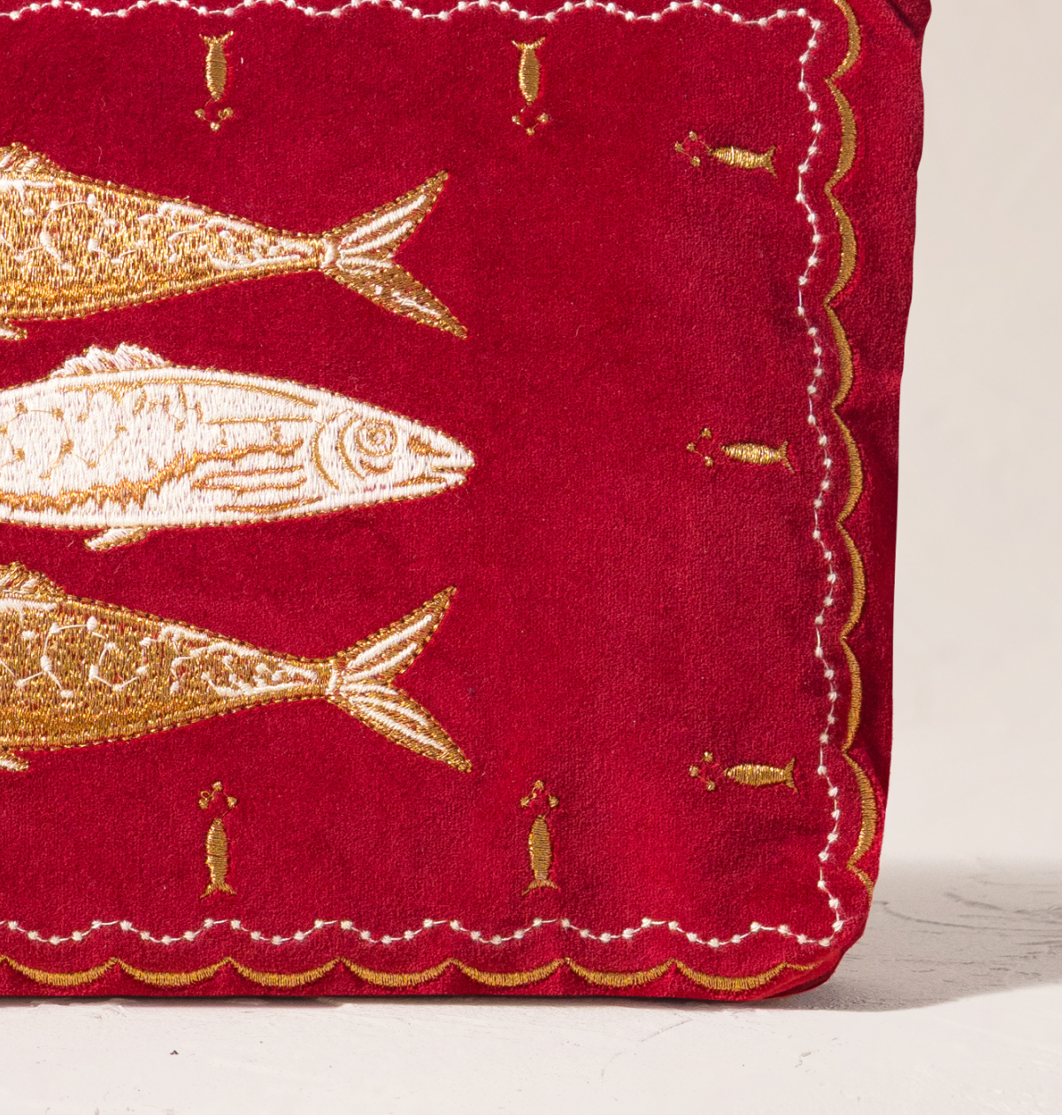 Riviera Fish Velvet Everyday Pouch