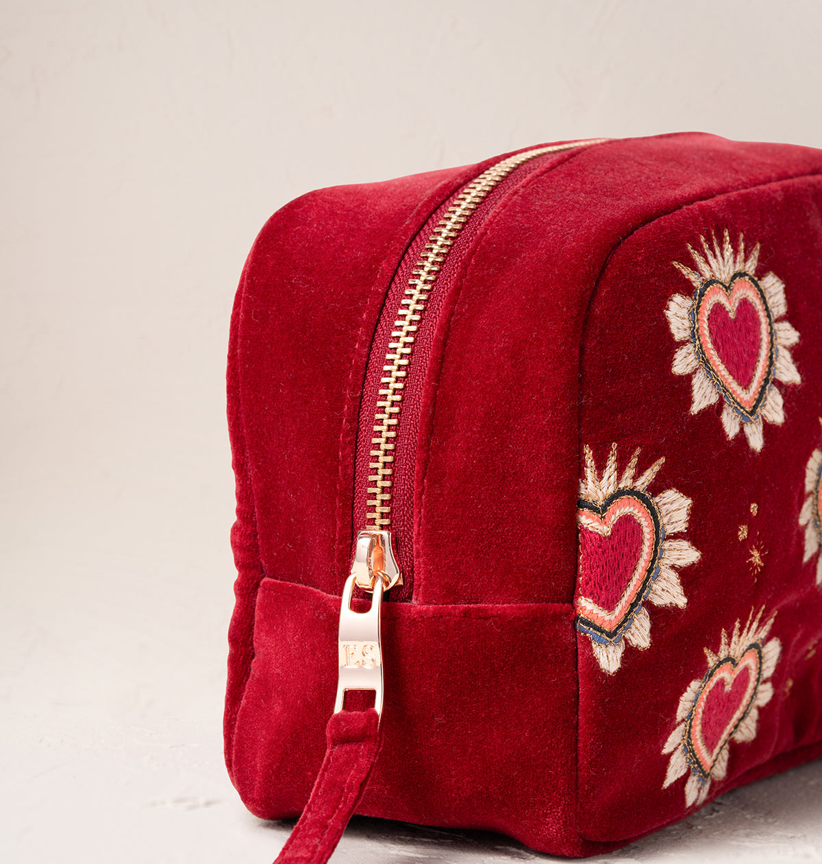 Enchanted Heart Scatter Makeup Bag