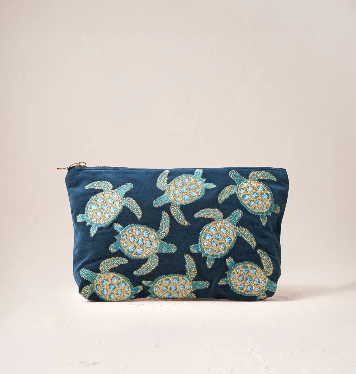 Turtle Conservation Everyday Pouch – Elizabeth Scarlett