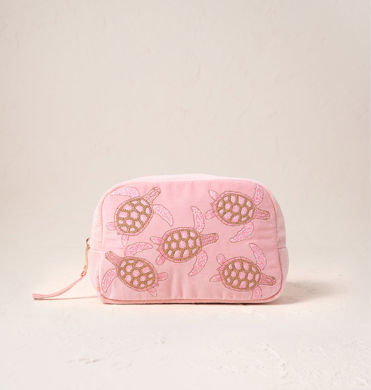 Turtle Conservation Makeup Bag – Elizabeth Scarlett