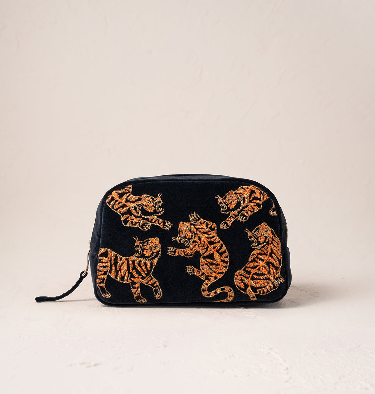 Wild Tiger Makeup Bag – Elizabeth Scarlett