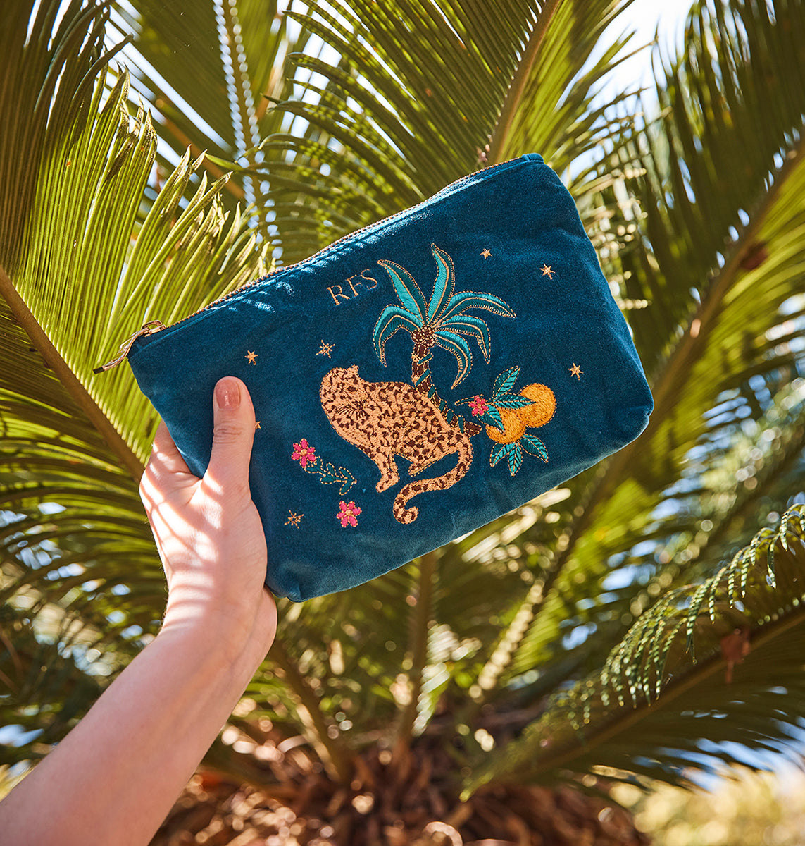 【専用】Elizabeth Scarlett トラ刺繍ポーチ Tropical Jaguar Mini Pouch – Elizabeth Scarlett