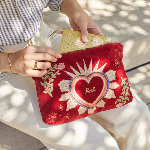 Elizabeth Scarlett 湯たんぽEnchanted Heart 19_BETH_POUCH_863.webp?v=