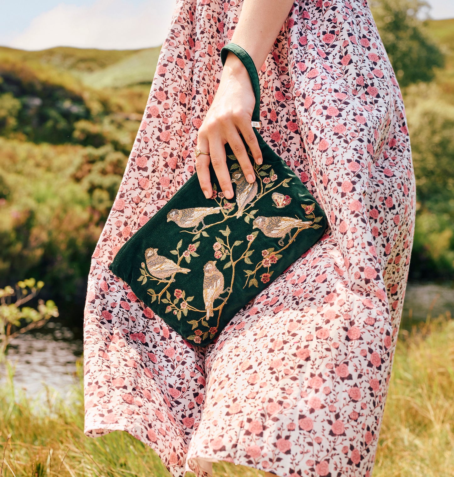 Songbirds Secret Garden Everyday Pouch