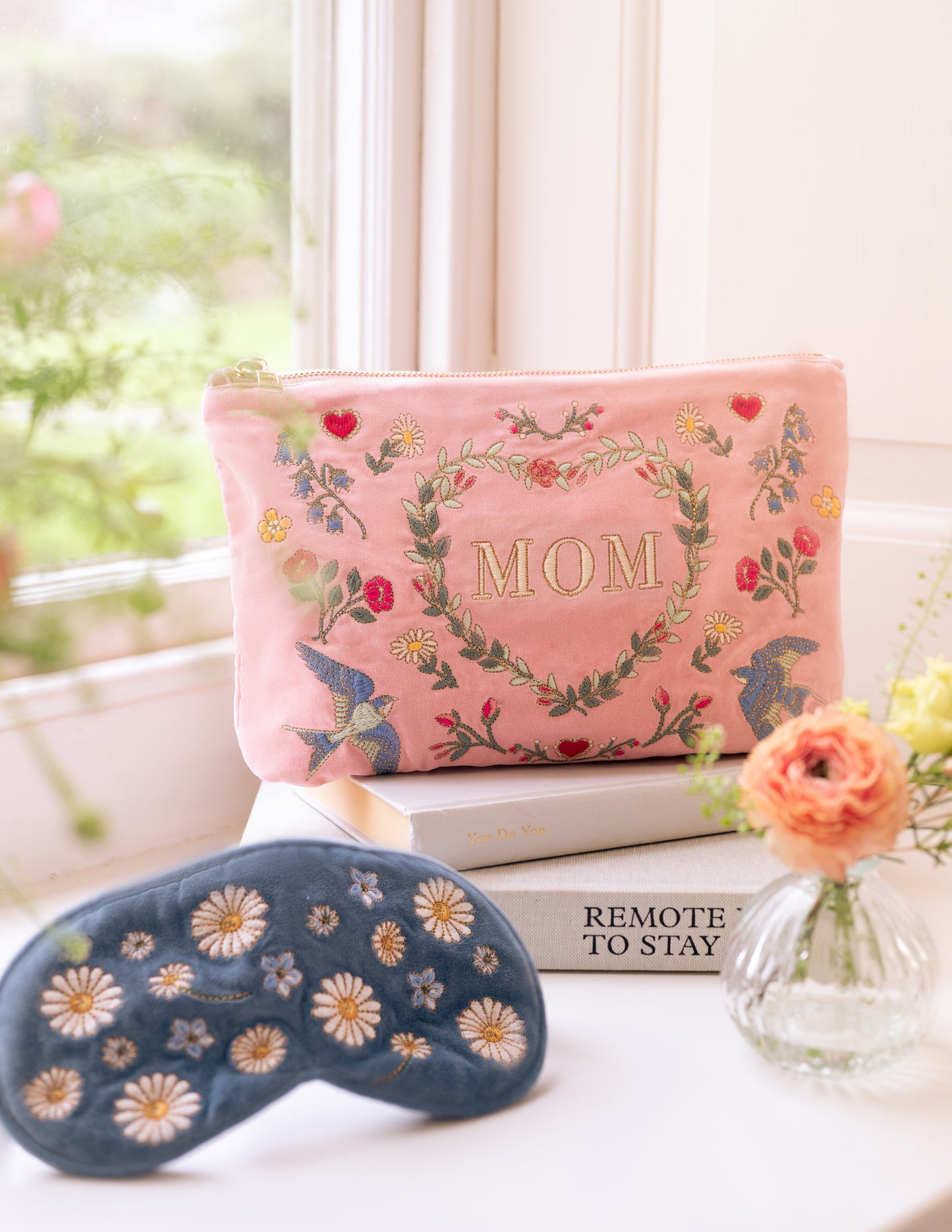 Earth Goddess Mom Everyday Pouch