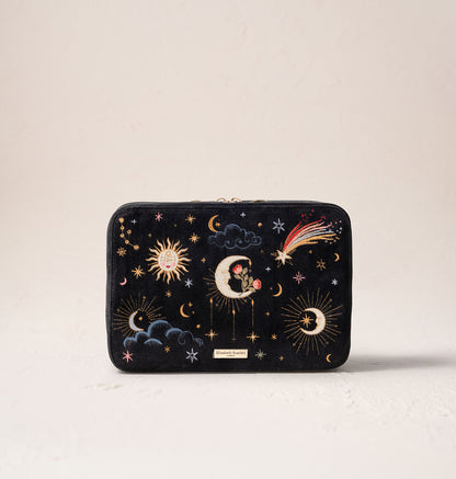 Aurora Lights Hanging Wash Bag