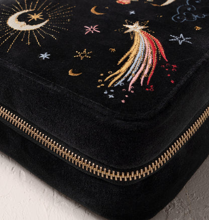 Aurora Lights Hanging Wash Bag