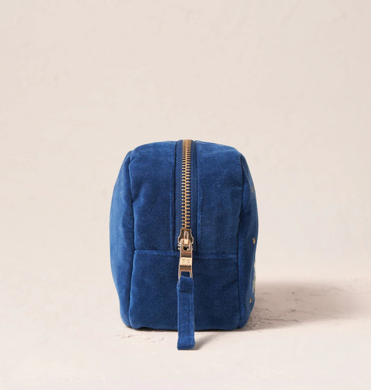 color_navy