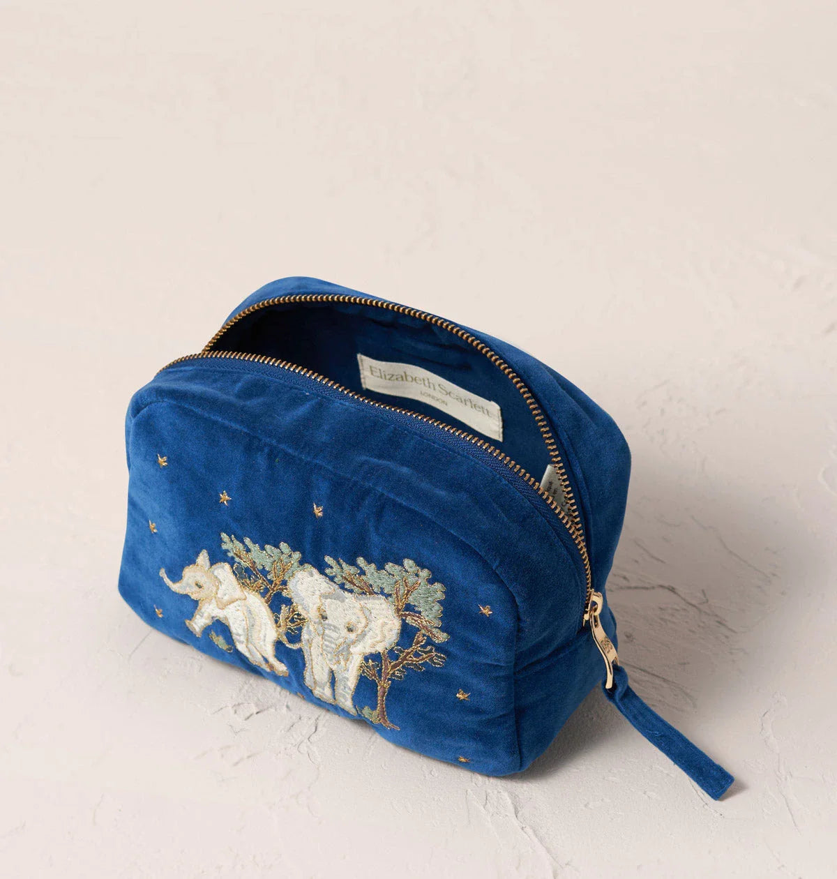 color_navy