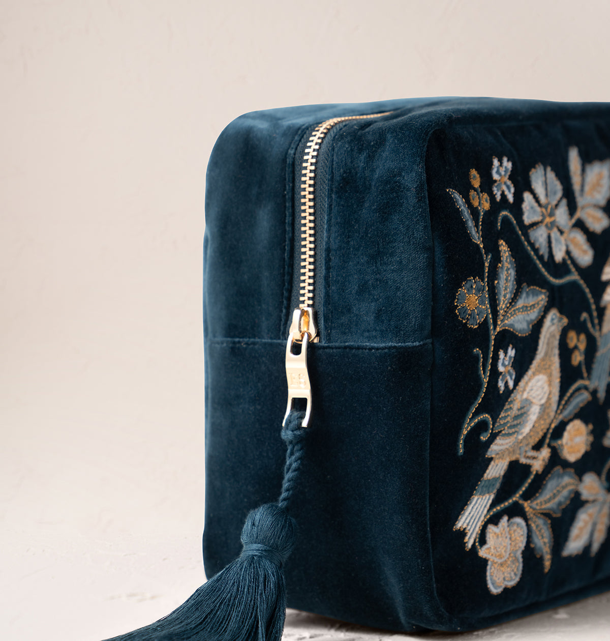Botanical Birds Wash Bag
