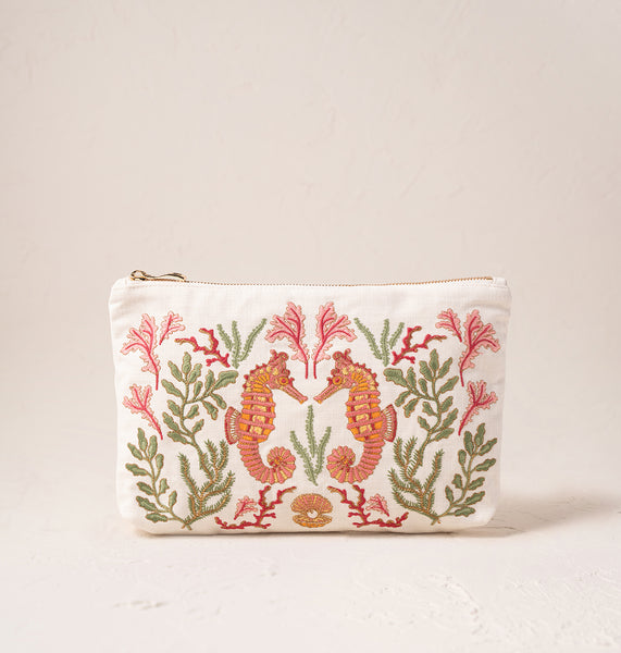 送料関税込 Elizabeth Scarlett/Coral Seahorse Everyday Pouch Coral Seahorse Everyday Pouch – Elizabeth Scarlett
