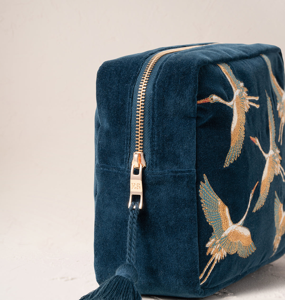日本未入荷【Elizabeth Scarlett】Cranes Wash Bag Cranes Wash Bag – Elizabeth Scarlett