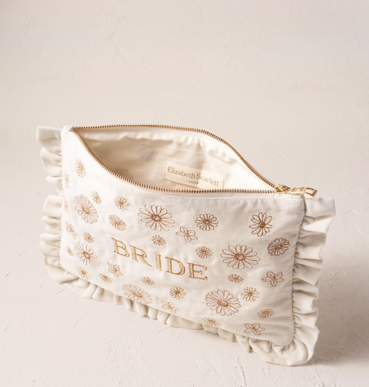Daisy Dream Bride Frill Pouch
