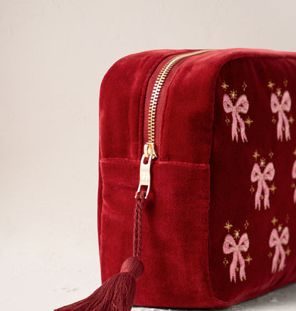 Dazzling Bows Wash Bag