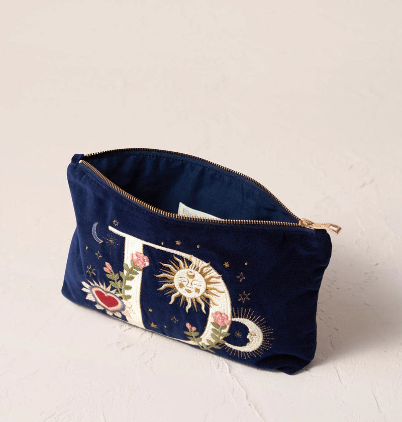 Elizabeth Scarlett Everyday Pouch | Official Store