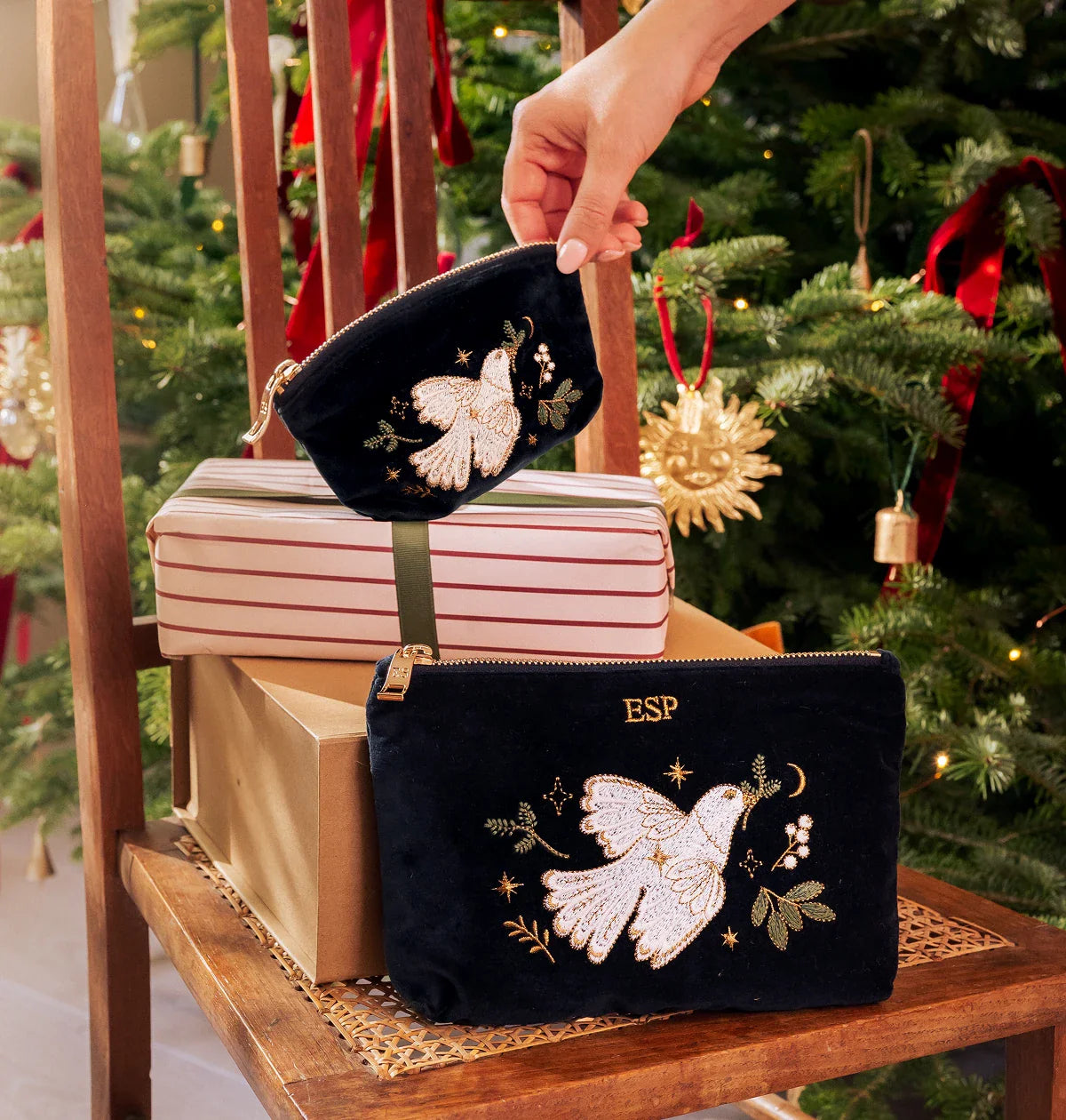 Doves of Peace Everyday Pouch