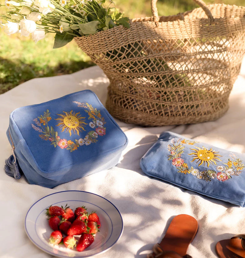 Floral Sun Goddess Everyday Pouch – Elizabeth Scarlett