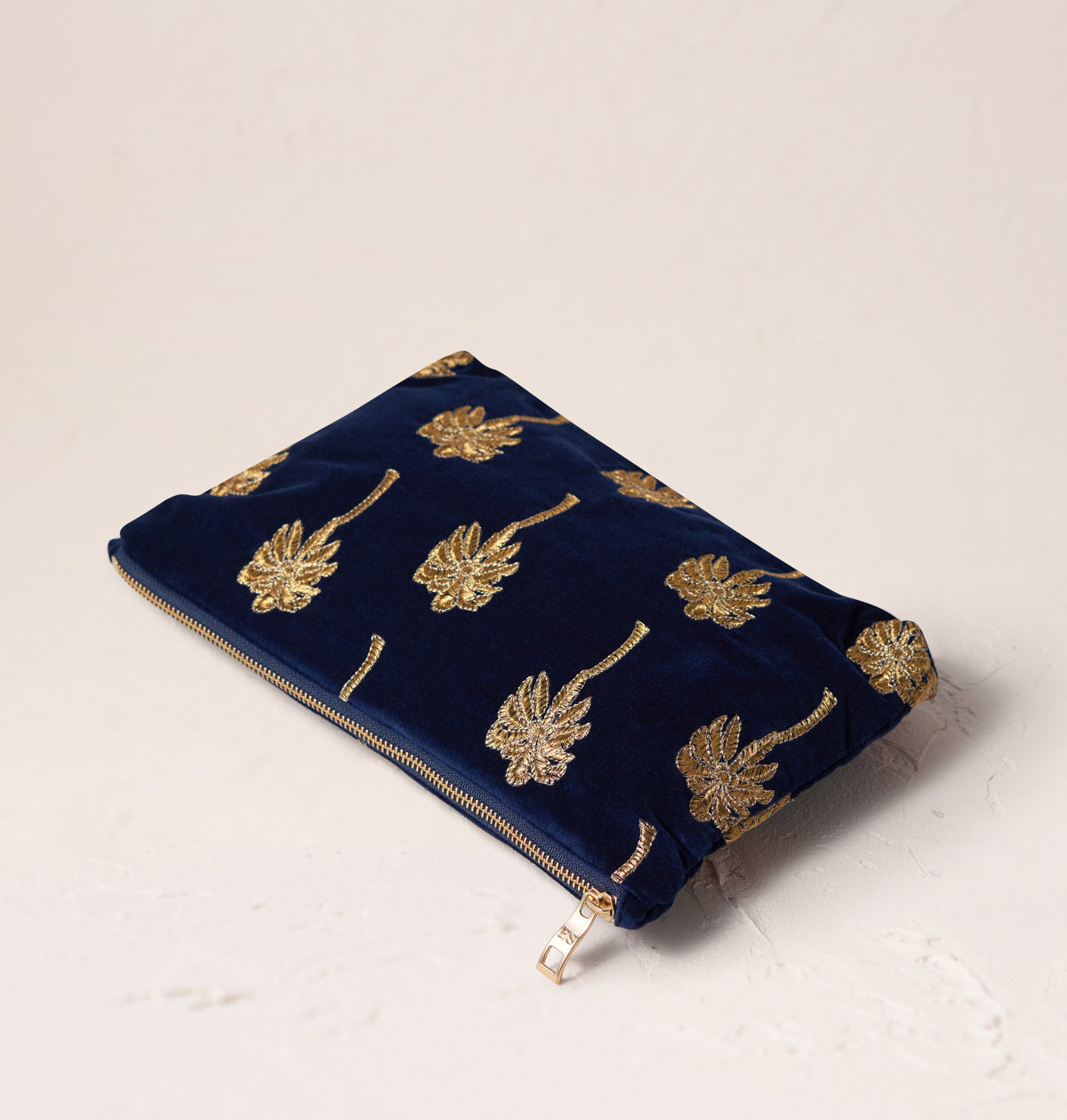 【新品】Elizabeth Scarlett Gold Palm ポーチ Elizabeth Scarlett Gold Palm Everyday Pouch