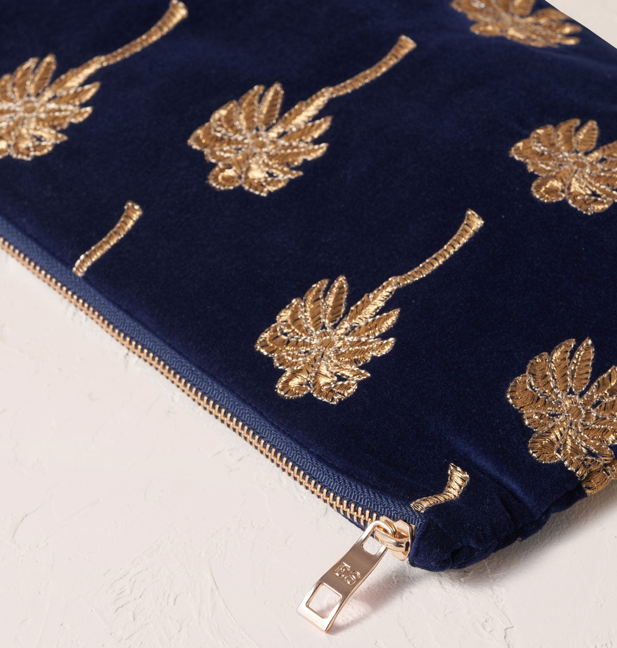 【新品】Elizabeth Scarlett Gold Palm ポーチ Gold Palm Everyday Pouch – Elizabeth Scarlett