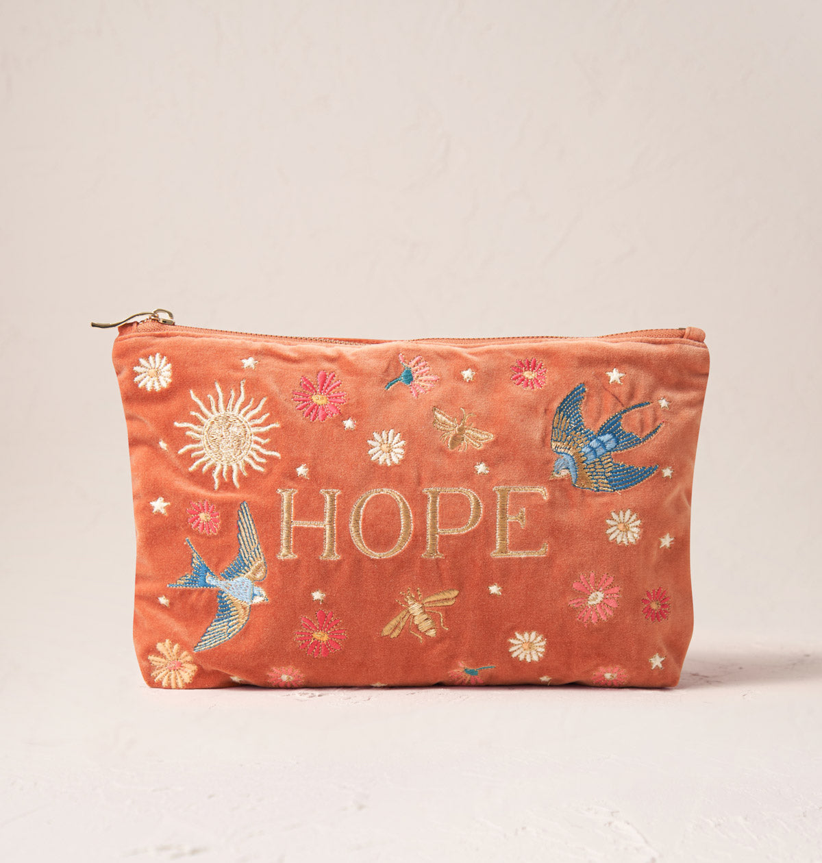 Give Hope Everyday Pouch