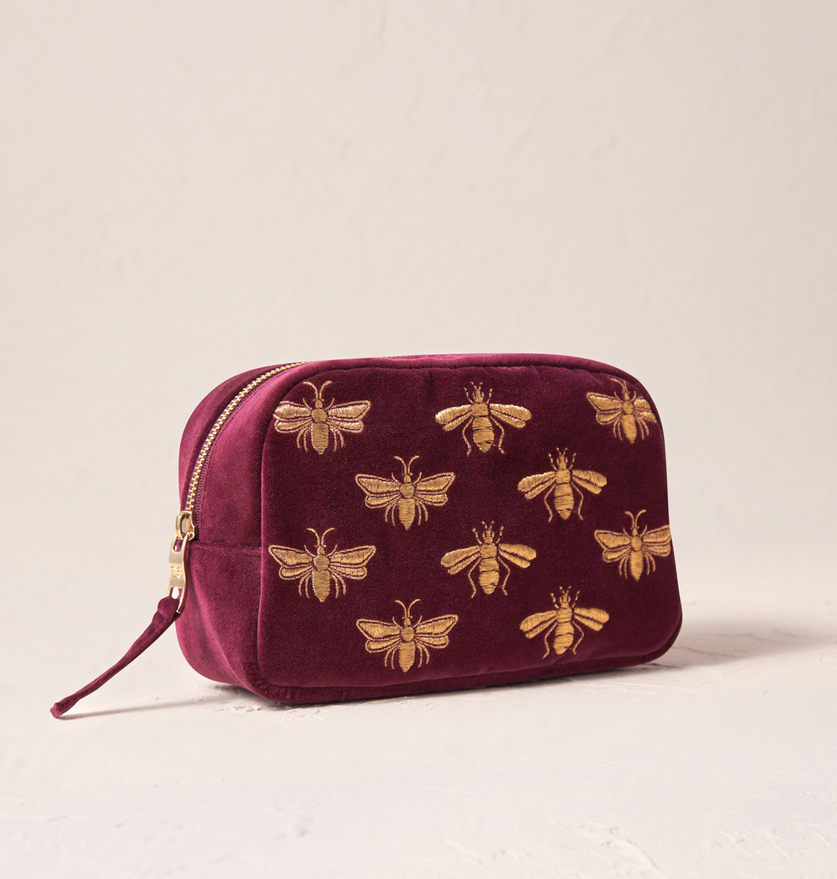 Honey Bee Makeup Bag – Elizabeth Scarlett