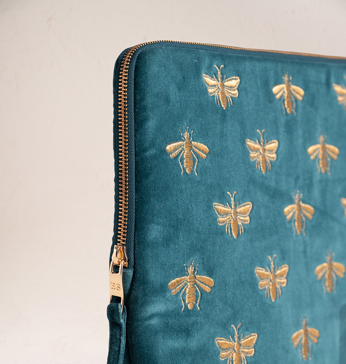 Honey Bee Laptop Case Large - Rich Blue