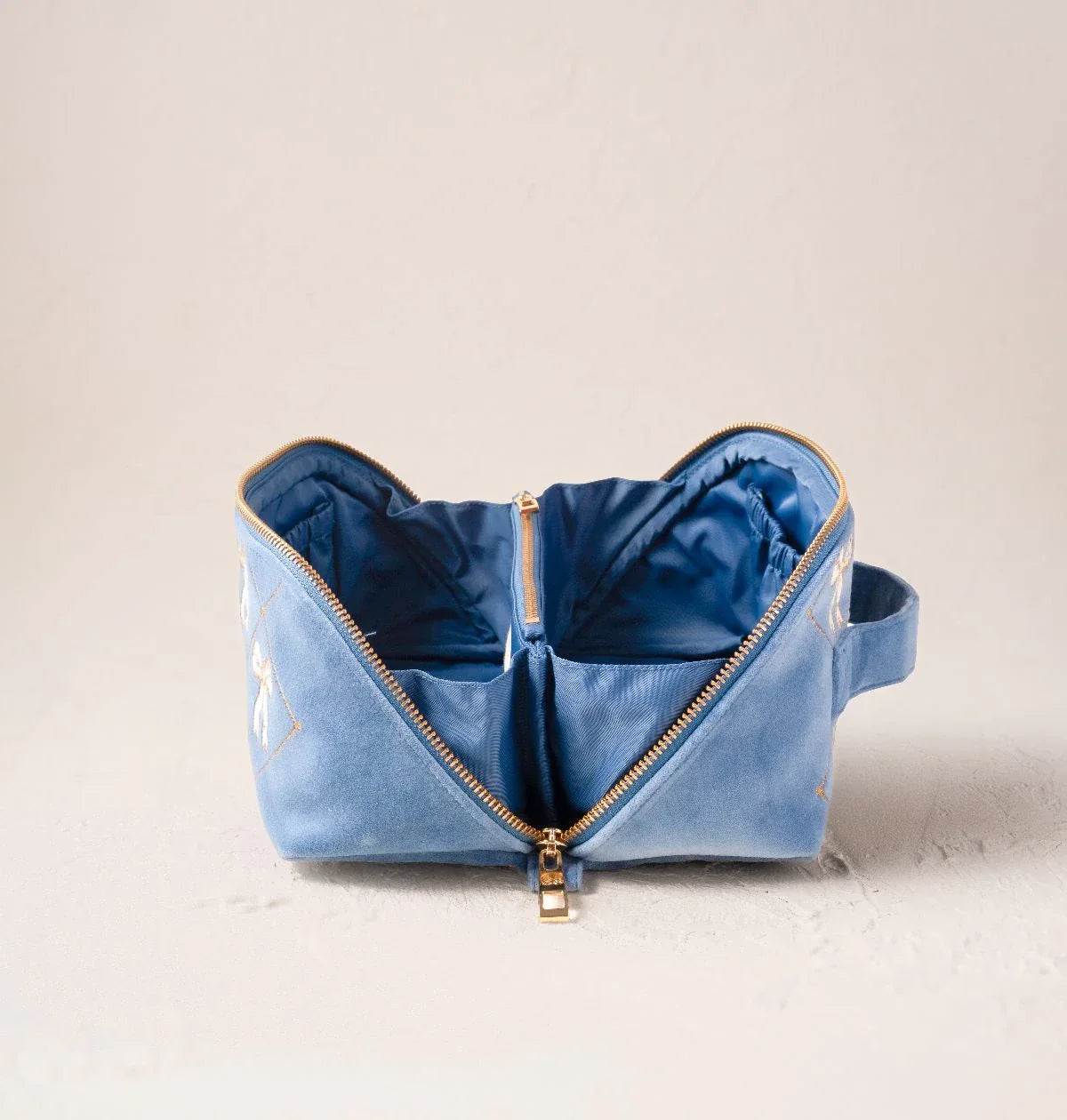 Lattice Bows Open Flat Makeup Bag