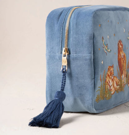 Lion Pride Wash Bag