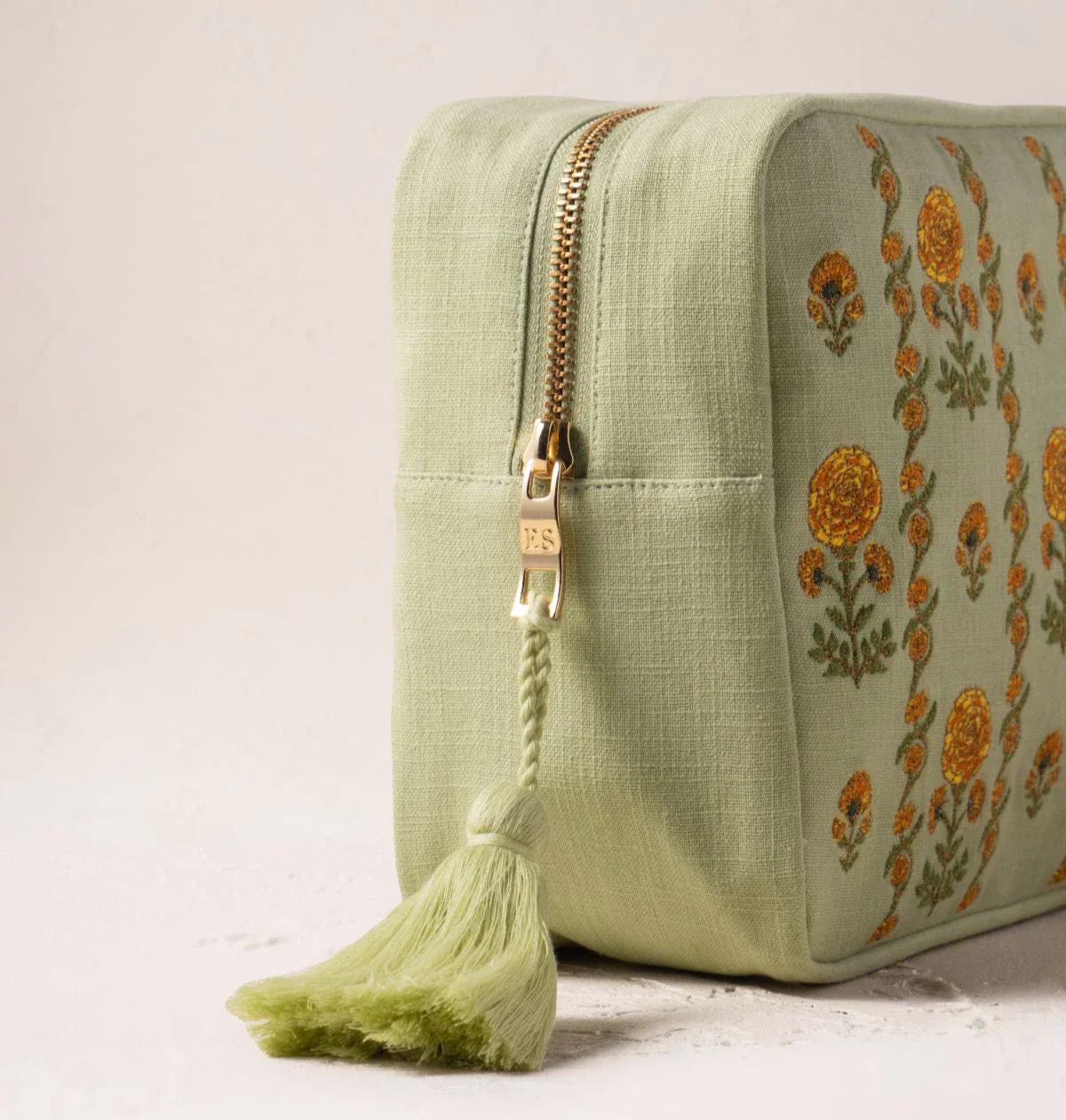 Marigolds Wash Bag