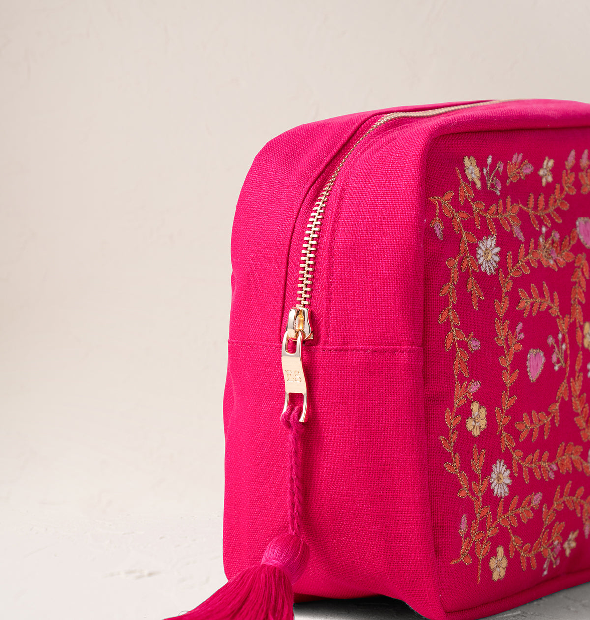 Mediterranean Garden Wash Bag