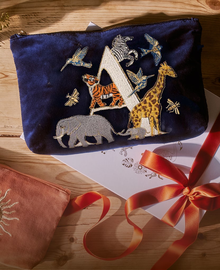 Elizabeth Scarlett | Luxury Pouches, Makeup Bags & Travel