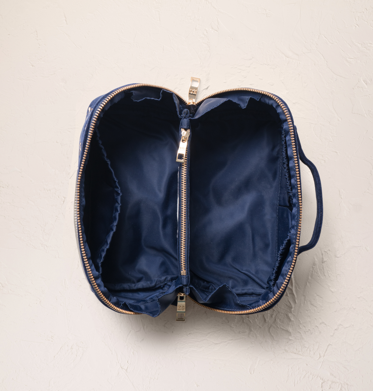 Provencal Bee Open Flat Makeup Bag