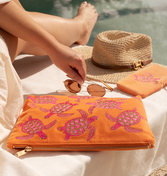 Turtle Conservation Everyday Pouch