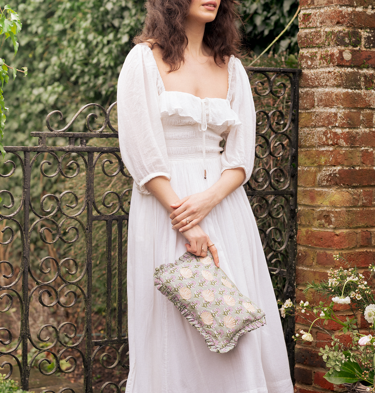 Shells Cotton Rebirth Frill Pouch