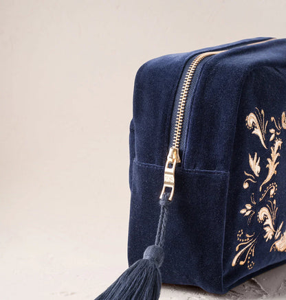Provençal Bee Wash Bag