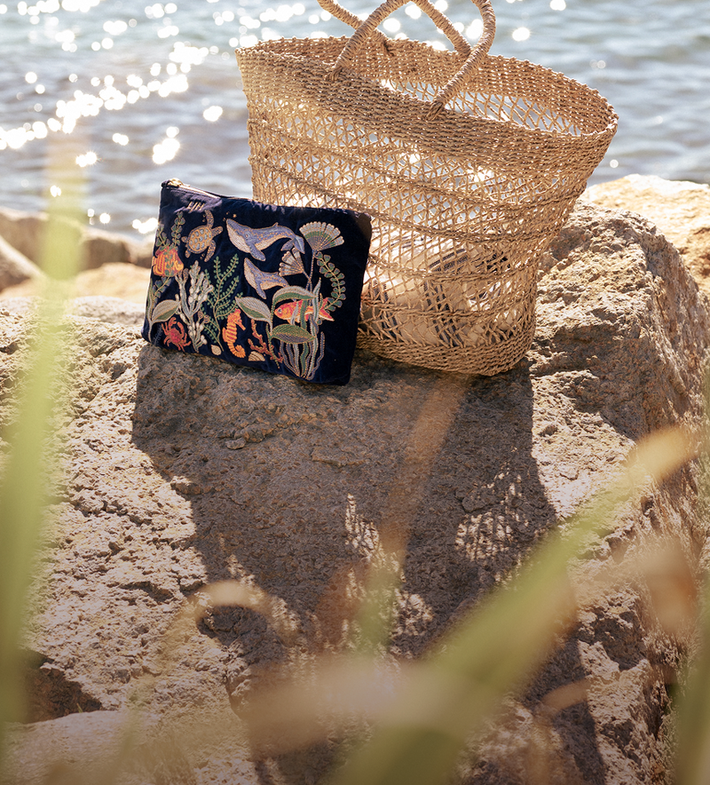 Elizabeth Scarlett US | Luxury Pouches, Makeup Bags & Travel Elizabeth Scarlett US | Luxury Pouches, Makeup Bags & Travel