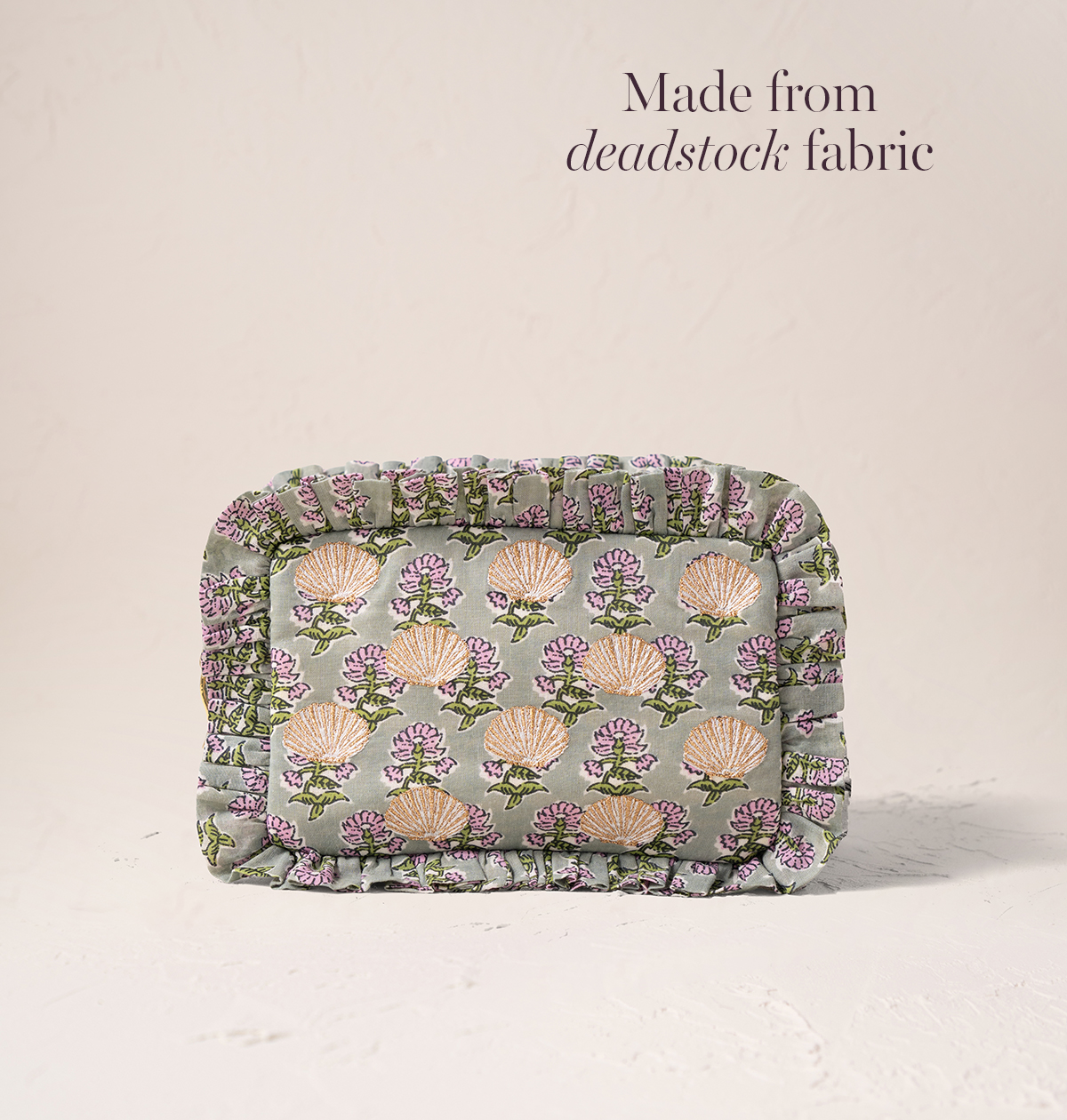 Shells Cotton Rebirth Frill Makeup Bag
