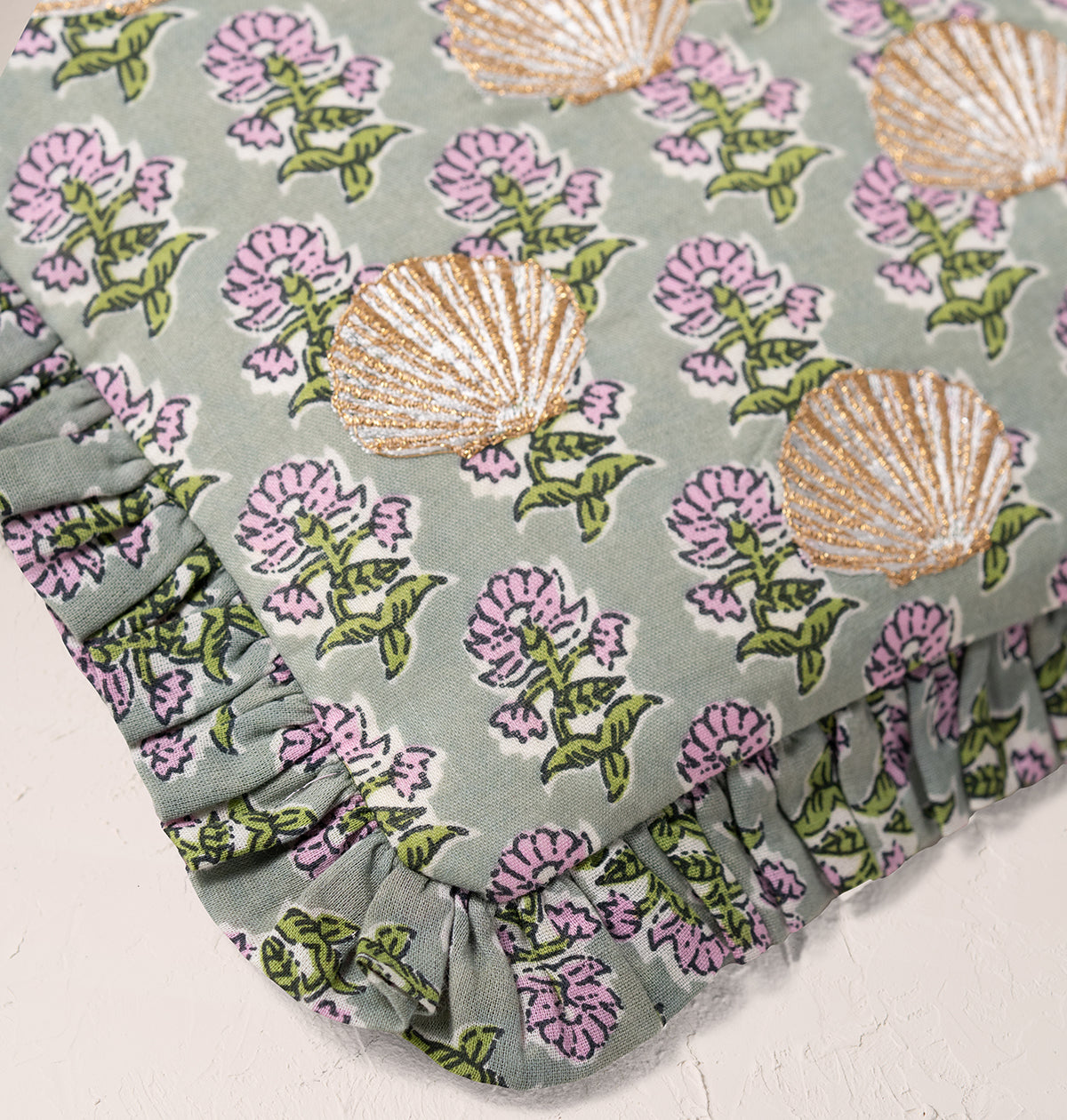 Shells Cotton Rebirth Frill Pouch