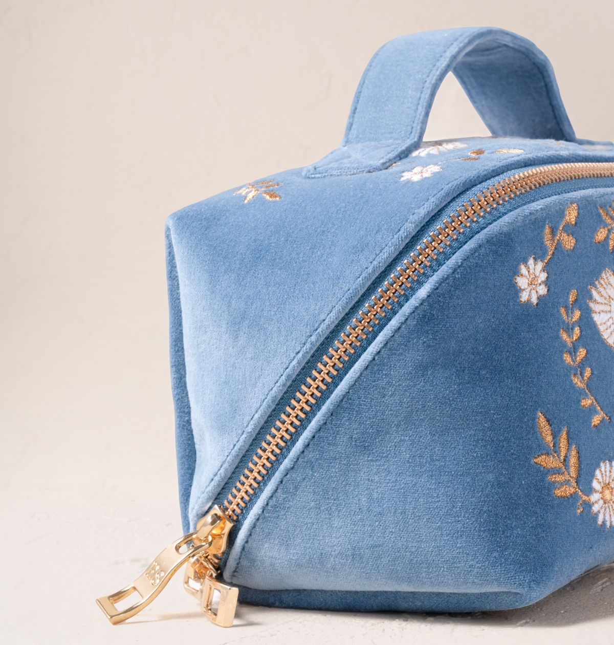 Swan Garden Open Flat Makeup Bag