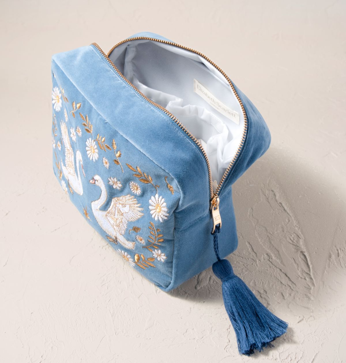 Swan Garden Wash Bag
