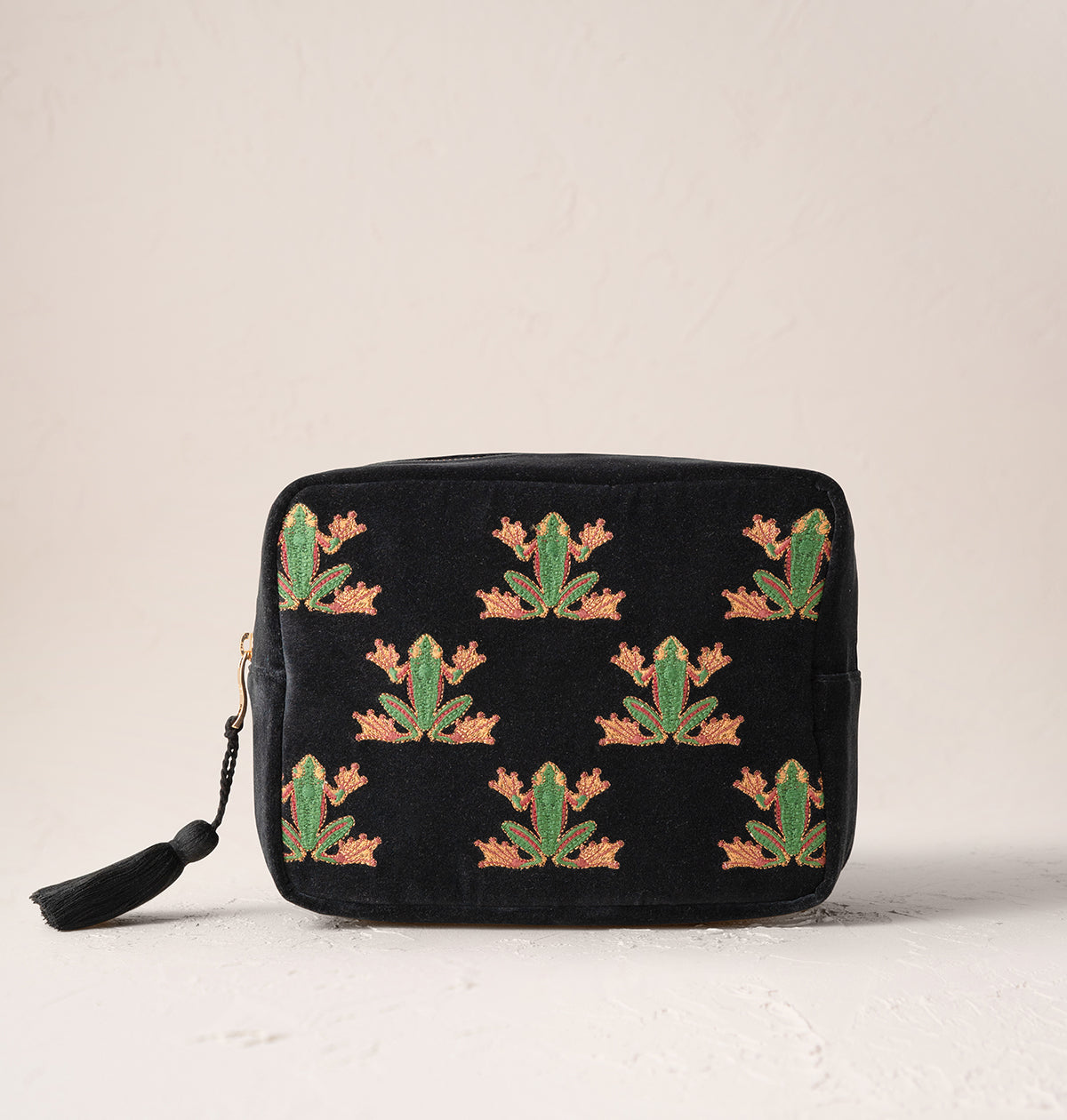 Tree Frogs Wash Bag